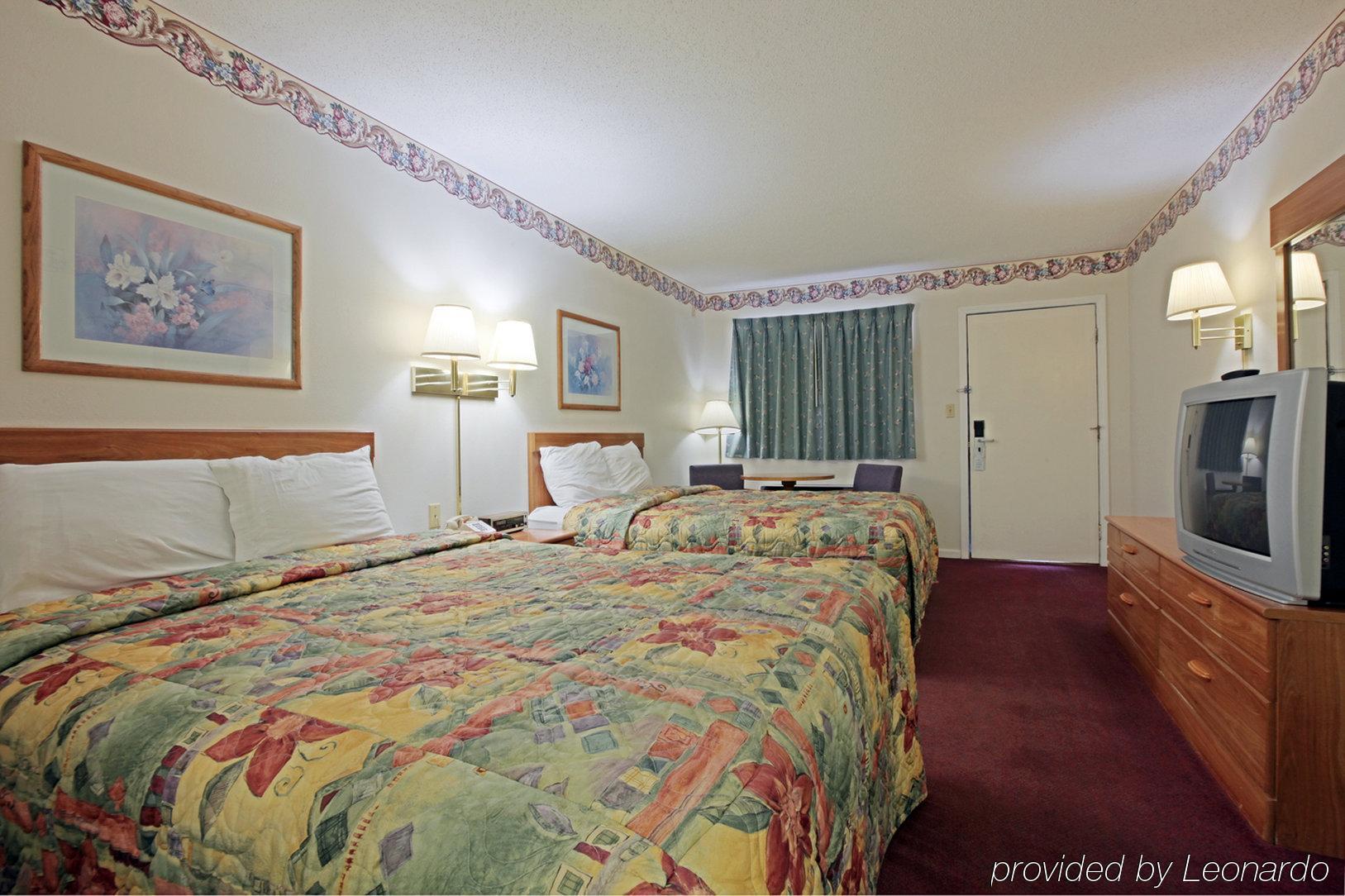 Americas Best Value Inn Sullivan Chambre photo