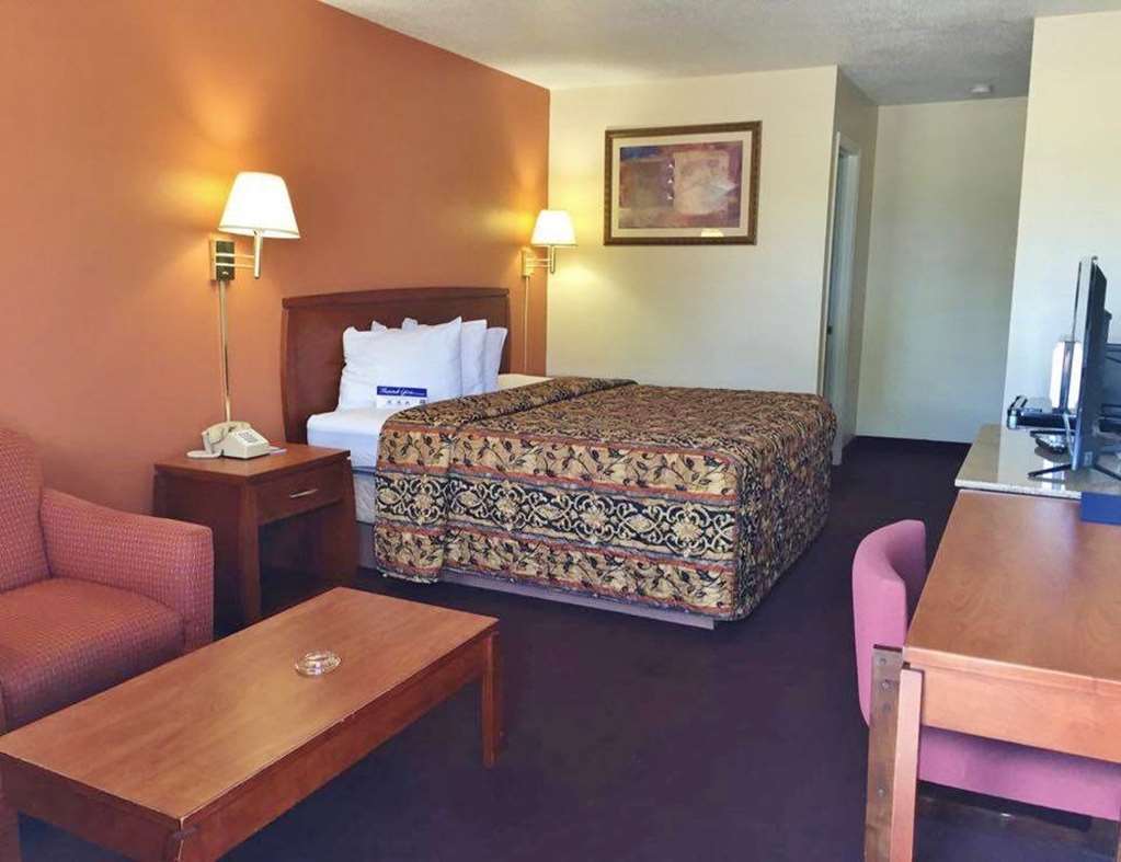 Americas Best Value Inn Sullivan Chambre photo