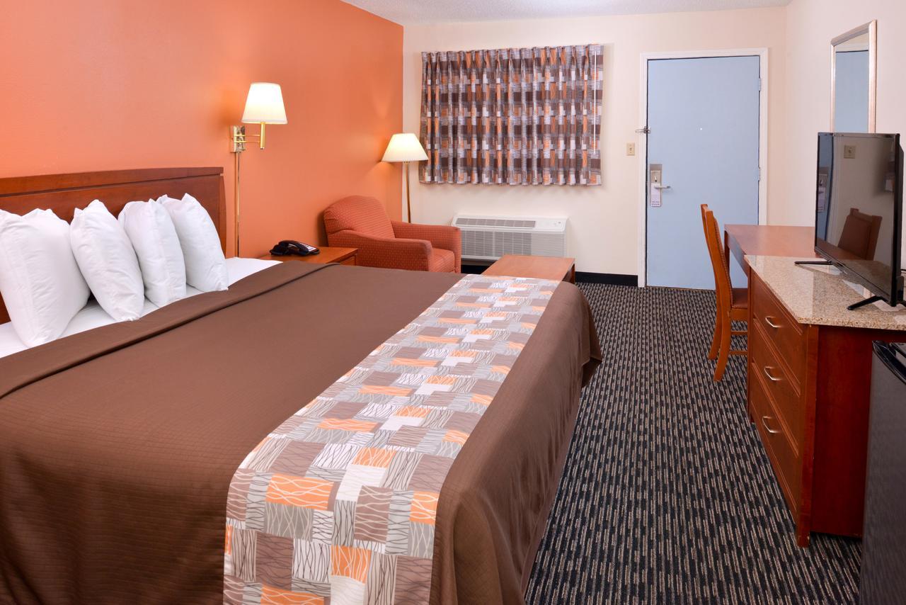 Americas Best Value Inn Sullivan Extérieur photo