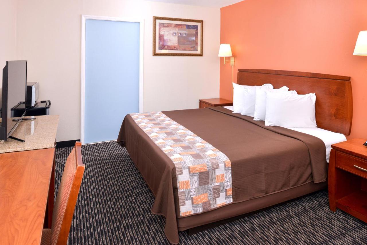 Americas Best Value Inn Sullivan Extérieur photo